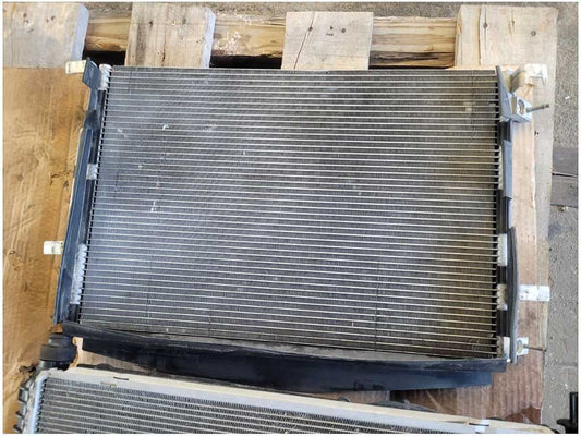 2015-2017 Ford Mustang GT S550 Radiator Fan Condenser Engine Cooling 2777