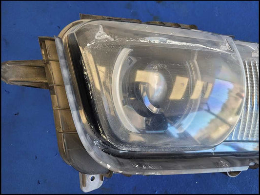 2010-2015 Chevrolet Camaro SS Front Passenger Headlight HID Lamp Light 2684