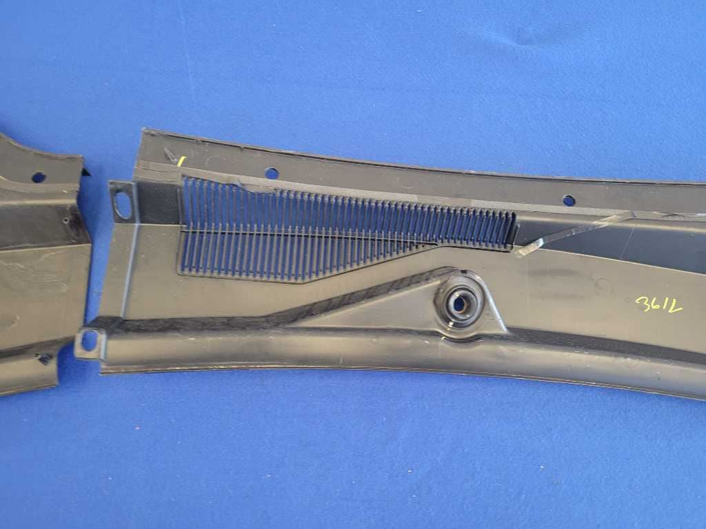 2010-2015 Chevrolet Camaro SS Windshield Cowl Panel Front Wiper Cover 2592 - The Parts Farm