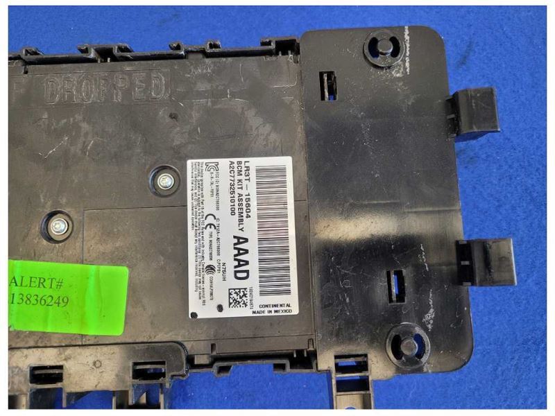 2020 Ford Mustang GT S550 Body Control Module BCM Fuse Smart Box 2587 - The Parts Farm