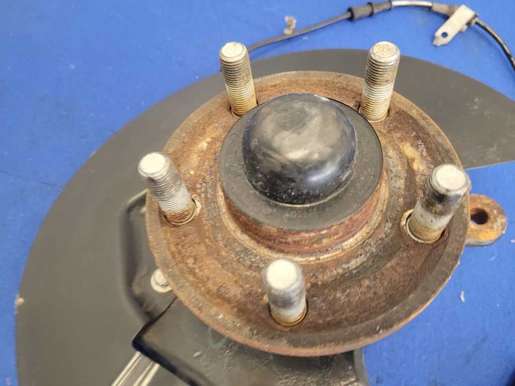 2015-2023 Ford Mustang GT S550 Driver Left Front Knuckle Hub Spindle 2632 - The Parts Farm