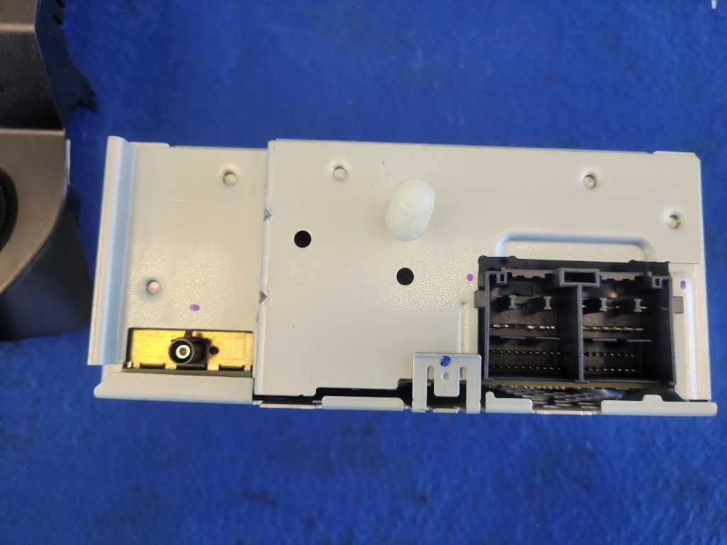 2022 Ford F250SD Pickup Truck Audio Equipment Radio Control Panel 2581 - The Parts Farm