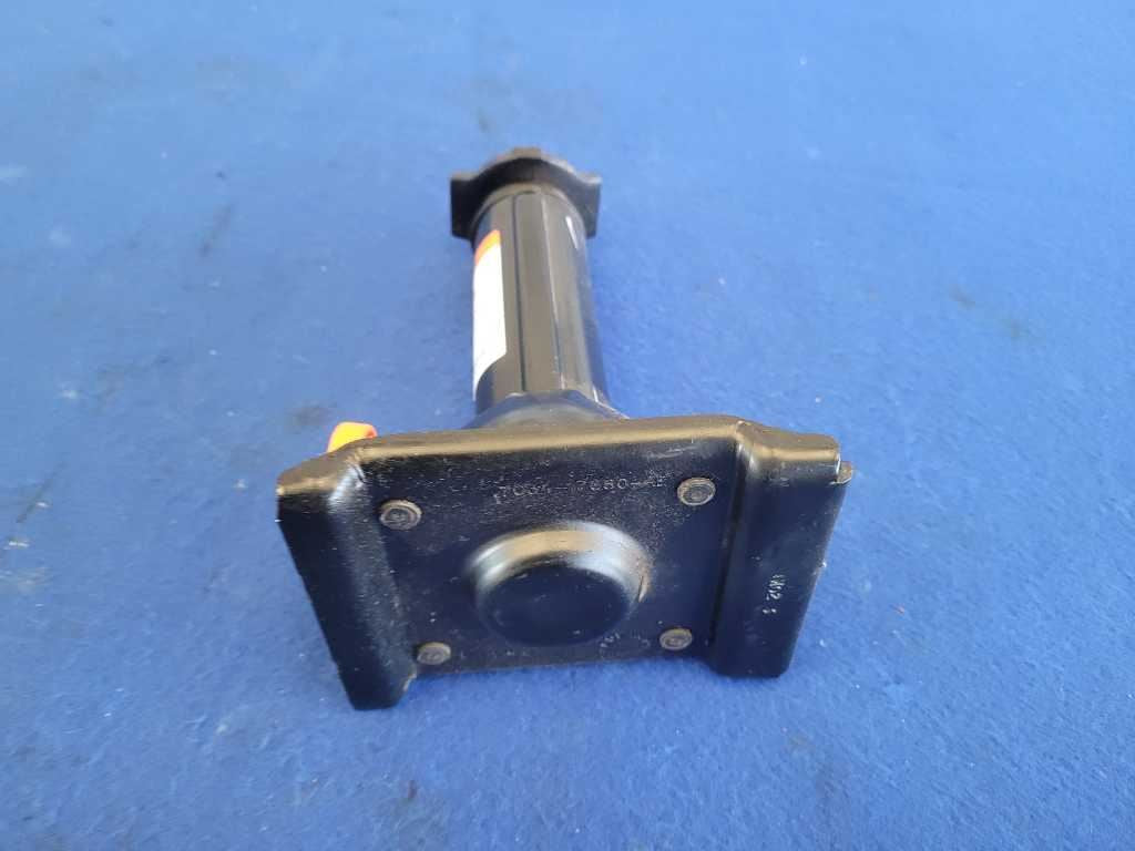 2022 Ford F250SD Pickup Truck Emergency Scissor Jack Roadside 2581 - The Parts Farm