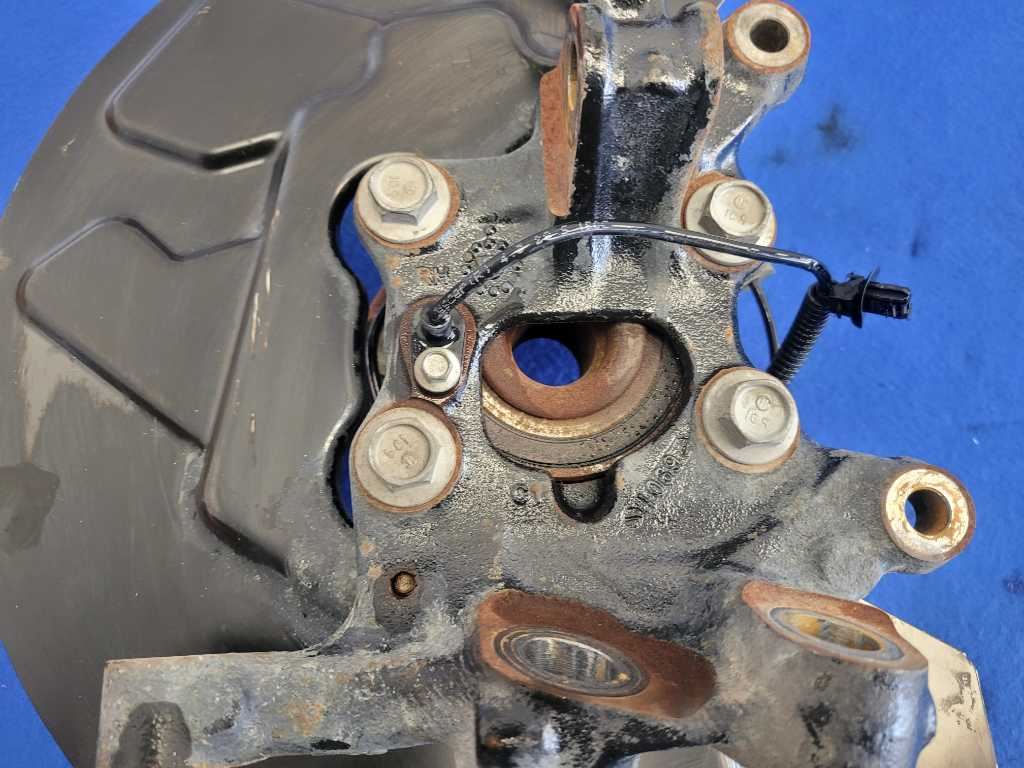 44032744