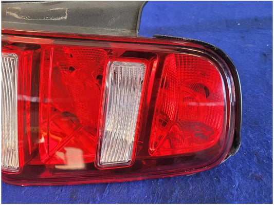 2010-2012 Ford Mustang GT S197 Driver Rear Taillight Lamp Light 2757