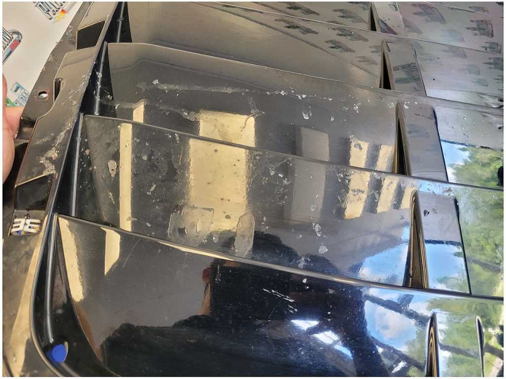 47768318