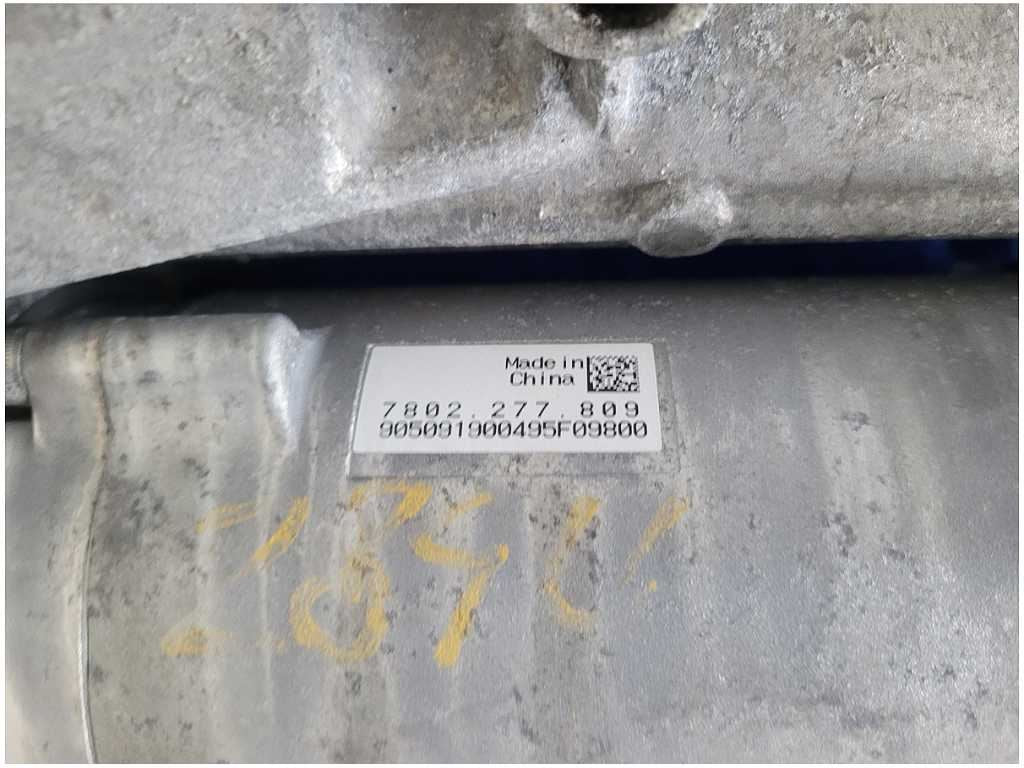 47559322