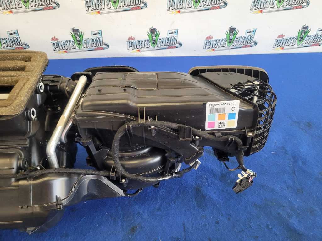 2015-2017 Ford Mustang GT S550 AC Heater Box Core Vent Air HVAC 2643 - The Parts Farm