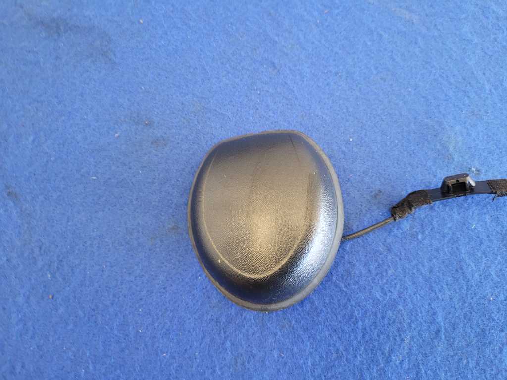 2011-2014 Ford Mustang GT S197 Rear Antenna Satellite Black Mount 2633 - The Parts Farm