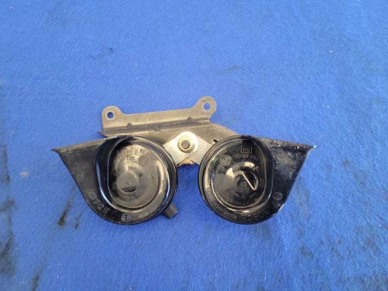 2001-2006 BMW M3 Convertible Horn Emergency Noise 2451 - The Parts Farm