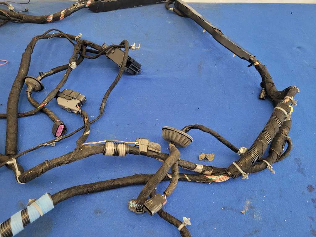 2013 Chevrolet Camaro 1LE SS Coupe Body Wire Wiring Harness M/T Plug 2650 - The Parts Farm
