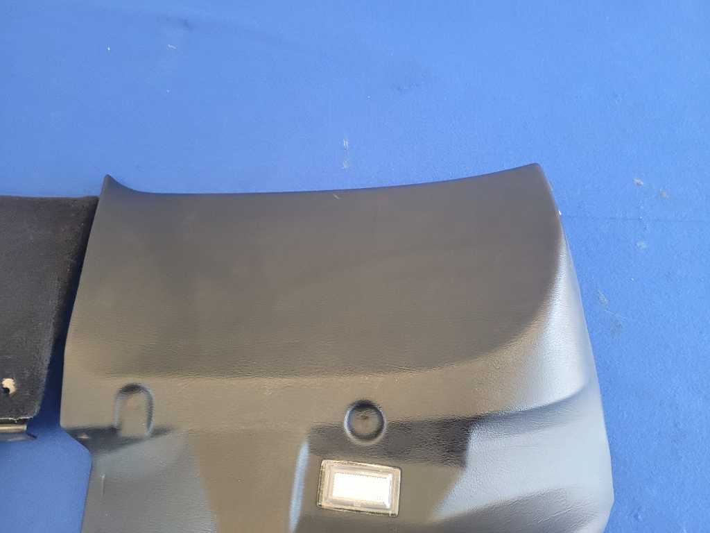 43771558