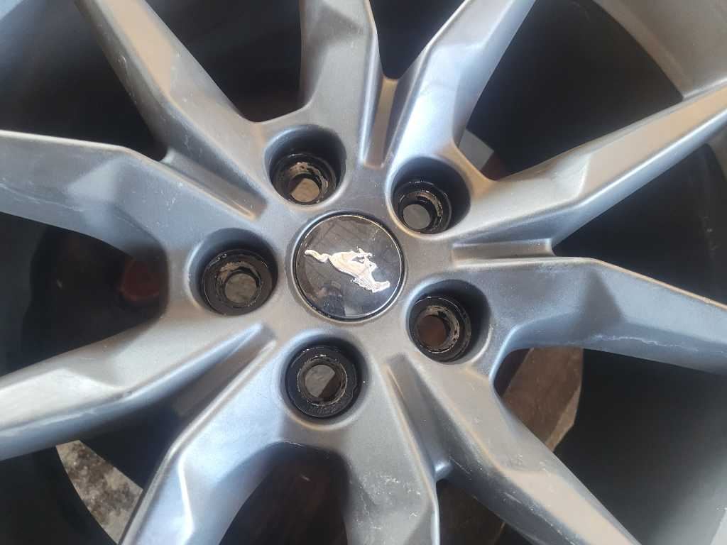 43705705