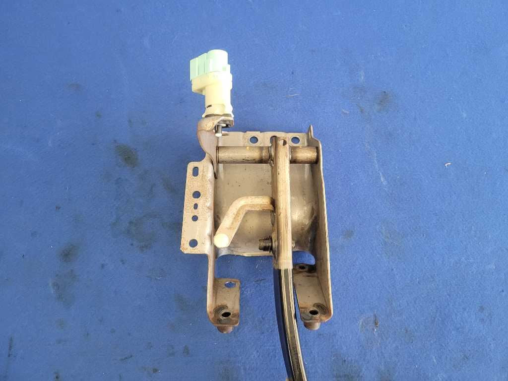 2023 Ford F250 F-250 Super Duty Truck Brake Pedal Cage Box Pad 2558 - The Parts Farm