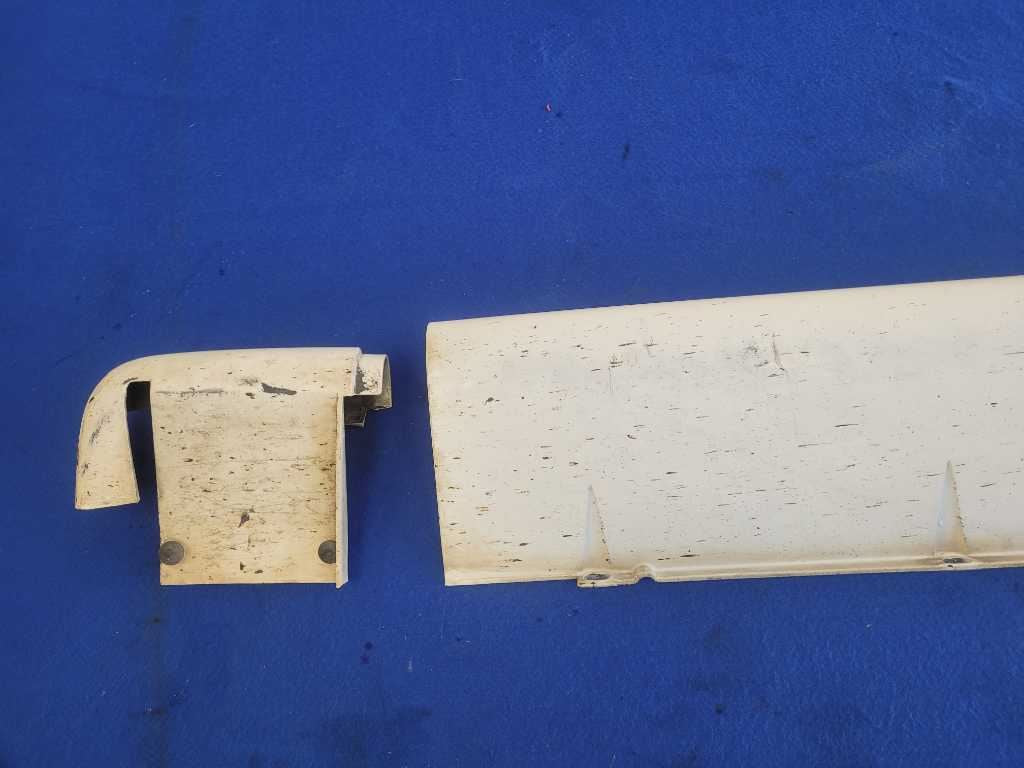 1994-1998 Ford Mustang GT Cobra Driver Lower Rocker Panel Molding Paint ZR 2631 - The Parts Farm