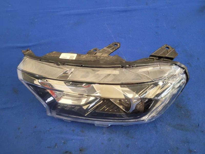2019-2022 Ford Ranger XL 4x4 2.3L Driver Front Headlight Lamp Parts Only 2455 - The Parts Farm