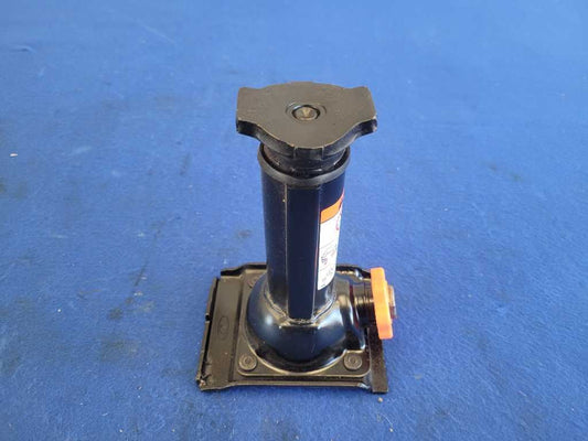 2022 Ford F250SD Pickup Truck Emergency Scissor Jack Roadside 2581 - The Parts Farm