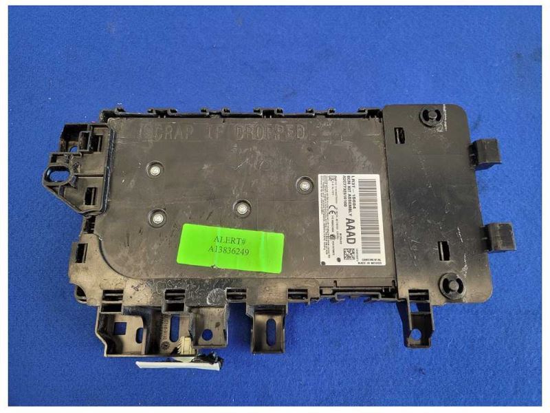 2020 Ford Mustang GT S550 Body Control Module BCM Fuse Smart Box 2587 - The Parts Farm