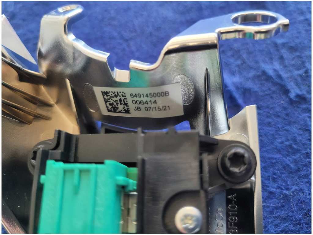 47724098