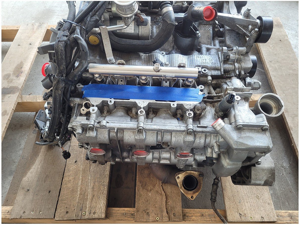 **Damaged 2017 Porsche 911 991 Engine Block Cylinder Heads **Damaged - The Parts Farm