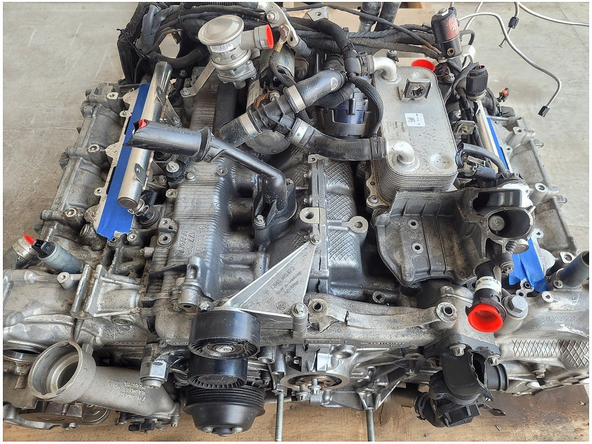 **Damaged 2017 Porsche 911 991 Engine Block Cylinder Heads **Damaged - The Parts Farm