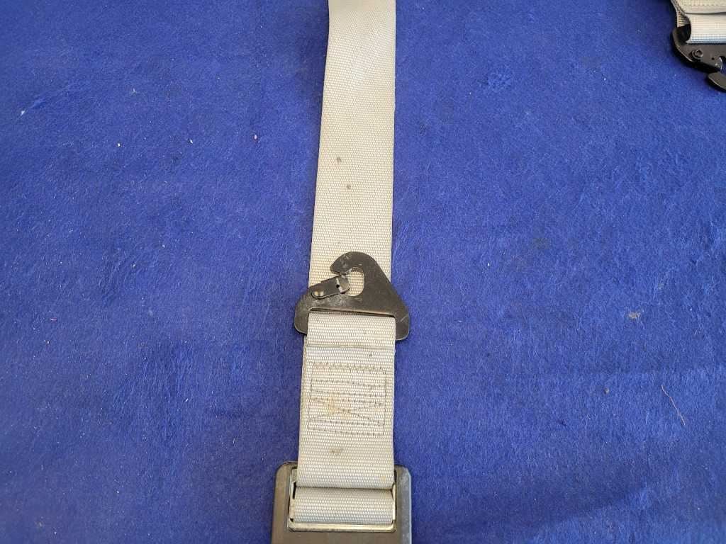 Out of Date Sparco Seat Belts Front Buckle Bolt In 4 Point Gray 2881 - The Parts Farm