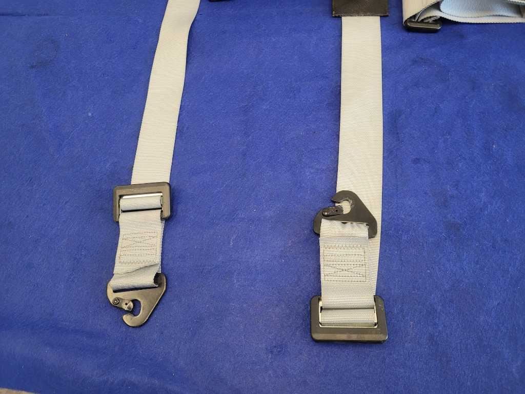 Out of Date Sparco Seat Belts Front Buckle Bolt In 4 Point Gray 2881 - The Parts Farm