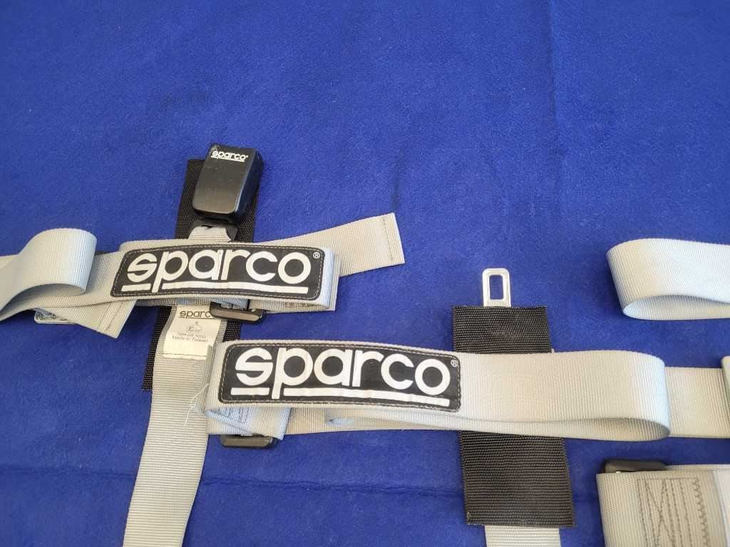 Out of Date Sparco Seat Belts Front Buckle Bolt In 4 Point Gray 2881 - The Parts Farm