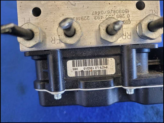 2015 Chevrolet Camaro ZL1 Coupe ABS Module AntiLock Brake Pump 2699