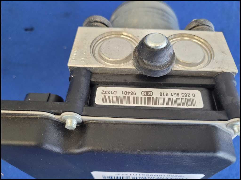 47646309