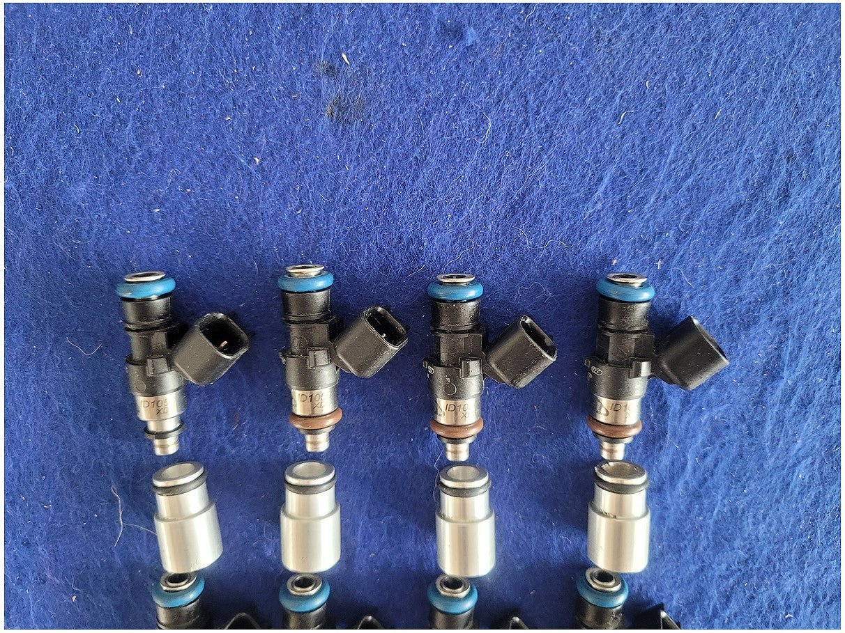 Set of 8 ID1050xds Injectors with Spacers 2012 Ford Mustang GT500 Fuel Gas 2812 - The Parts Farm